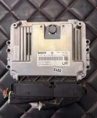 Honda CR-V Engine control unit/module 1039S23785 37820R06E16 0281013633