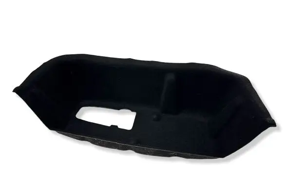 Trunk/boot lower side trim panel