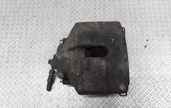 Volkswagen Touran I Front brake caliper
