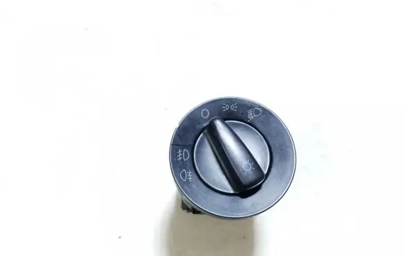 Volkswagen Golf IV Light switch 1c0941531a