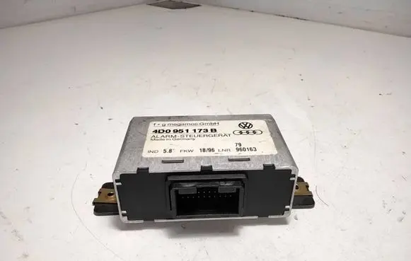 Audi A4 S4 B5 8D Other control units/modules 4D0951173B 960163