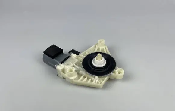Volkswagen PASSAT B8 Rear door window regulator motor 5Q4959801D 5Q4959801