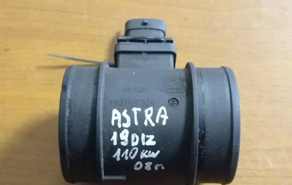 Opel Astra H Mass air flow meter 0281002618 55350048