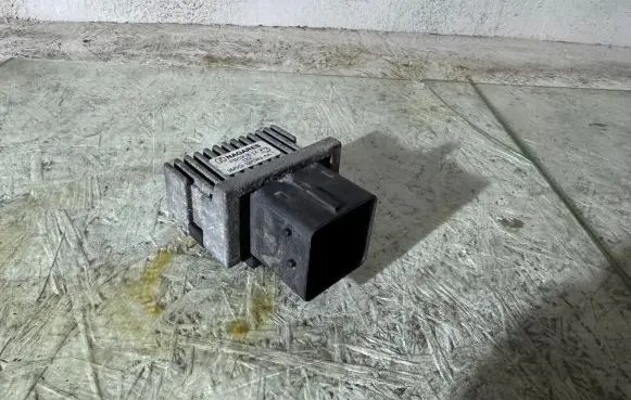 Ford Galaxy Glow plug pre-heat relay 9M5Q12A343AA