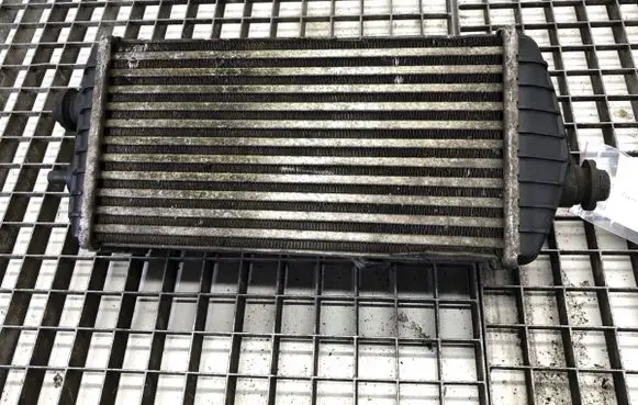 Hyundai i30 Intercooler radiator 28270-2A570