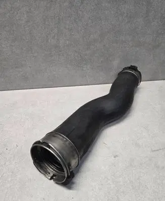 BMW 5 F10 F11 Intercooler hose/pipe 521108A