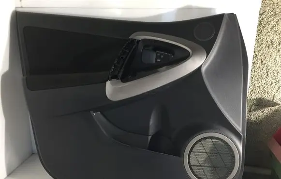 Toyota RAV 4 (XA30) Front door card panel trim 6771842020