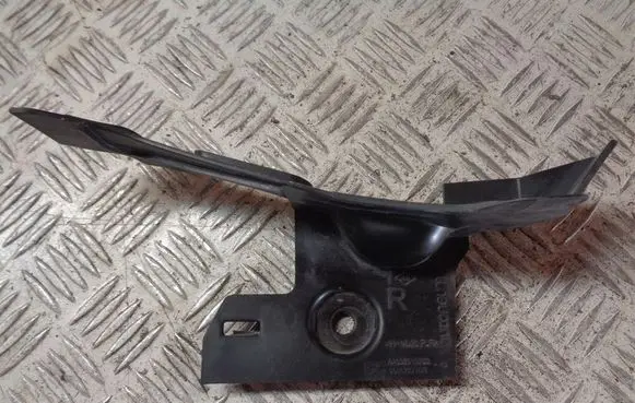 Renault Twingo III Windshield trim 668622776R