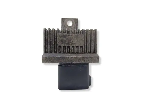 Nissan Tiida C11 Glow plug pre-heat relay 7700115078