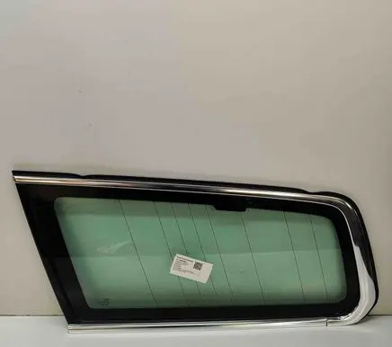 Volvo V70 Rear side window 31299705 31299703