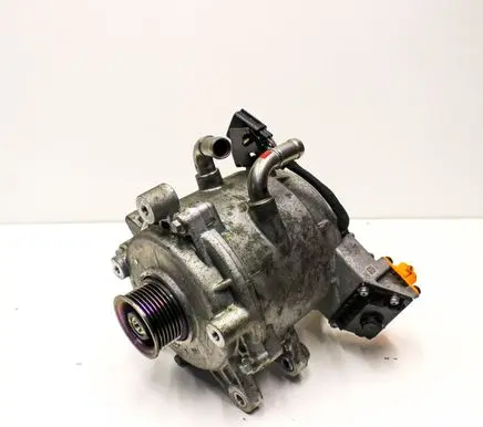 Hyundai Tucson IV NX4 Generator/alternator 373902M900