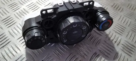 Ford Fiesta Climate control unit 8a6118549ae 8a61-18549-ae