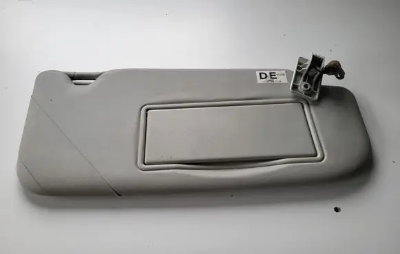 Nissan Qashqai+2 Sun visor