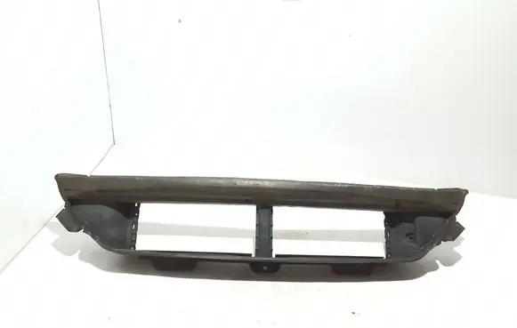 Volvo XC90 Intercooler air channel guide 31383724