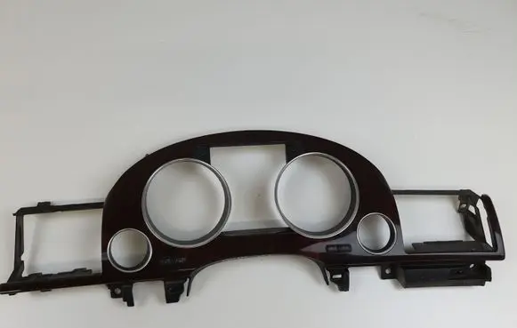 Volkswagen Phaeton Dashboard trim
