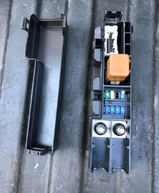 Infiniti FX Fuse box set 1BU1A