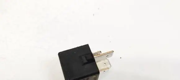 Audi A3 S3 8P Other relay 1K0951253A