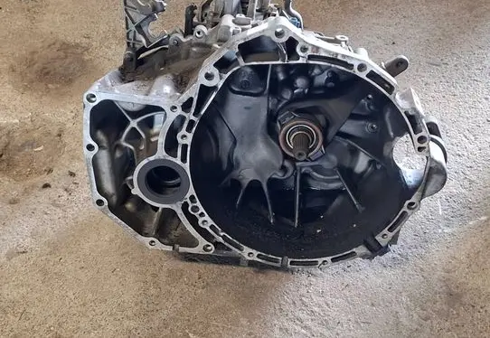 Nissan X-Trail T30 Manual 5 speed gearbox EQ068
