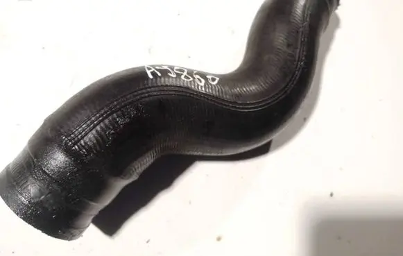 Opel Zafira B Intercooler hose/pipe 55557037 49889124