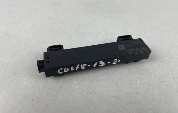 Volkswagen Golf VIII Keyless system antenna 5WA962132