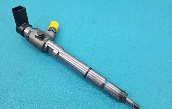Volkswagen Golf VI Fuel injector 03L130277B IMPRK1579347