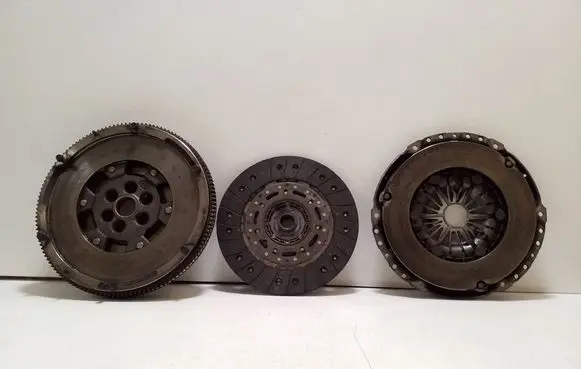 Volkswagen PASSAT B8 Clutch set kit 124060710 324035510 415058310
