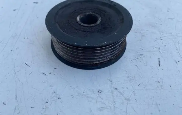 Lexus IS 220D-250-350 Belt tensioner pulley 