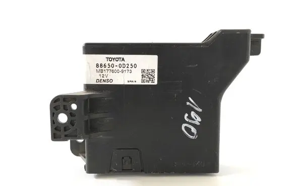 Toyota Yaris Other control units/modules 88650-0D250