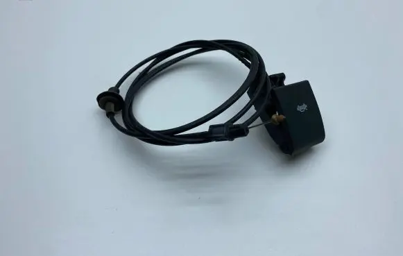 Dodge Durango Engine bonnet/hood lock release cable 