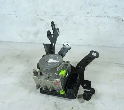 Renault Megane IV ABS Pump 476607355R