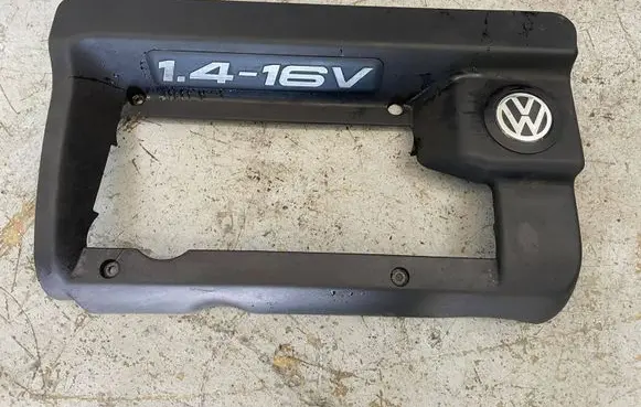 Volkswagen Golf IV Engine cover (trim) 036103925F 036103925G