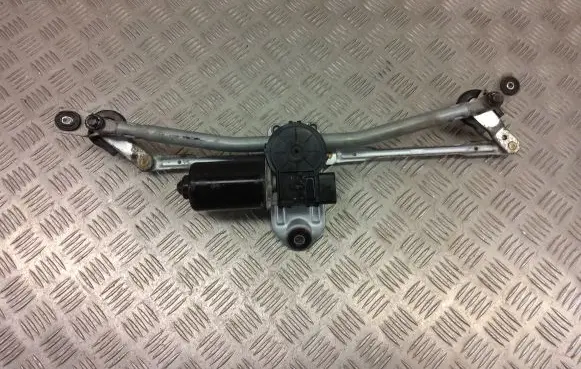 KIA Sportage Front wiper linkage and motor