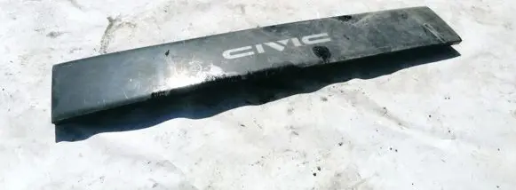 Honda Civic Trunk door license plate light bar 75520SH3A0200 75520-SH3A-0200
