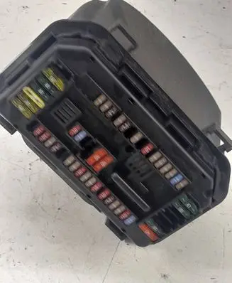 BMW 1 F20 F21 Fuse module
