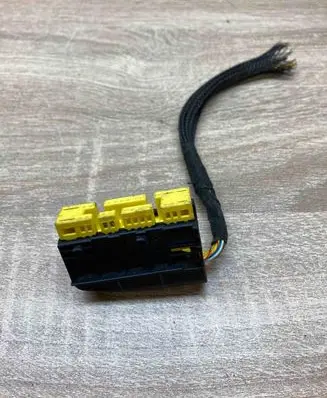 BMW 5 E39 Plug wire 8369719