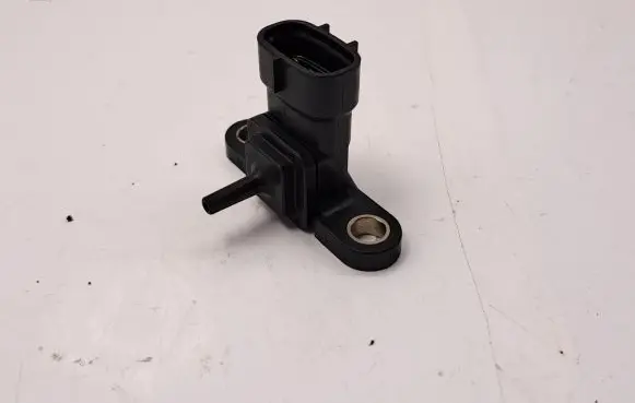 Toyota Avensis T270 Air pressure sensor 8942120200