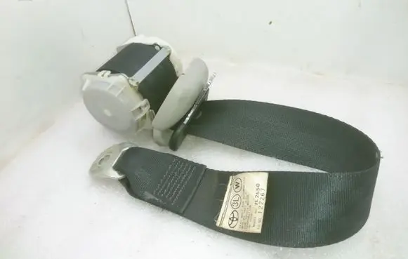 Toyota Corolla Verso AR10 Third row seat belt 735700F010C0 H073901