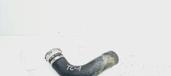 Toyota Corolla Verso AR10 Intercooler hose/pipe