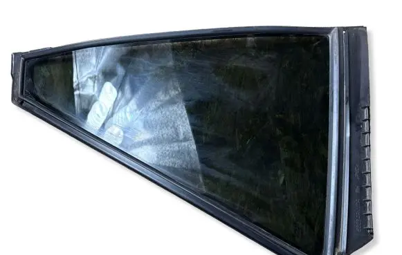 Subaru Outback (BT) Rear vent window glass 62284AV10A
