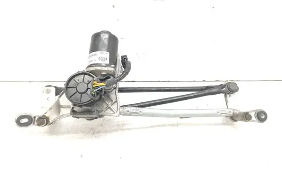 Maserati Ghibli Front wiper linkage and motor 670007561 91625919 91498475