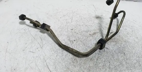 Mazda 3 I Fuel injector supply line/pipe 