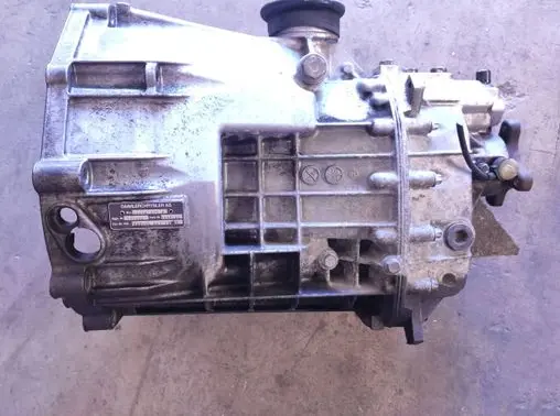 Volkswagen II LT Manual 5 speed gearbox 711614 040934 1069184