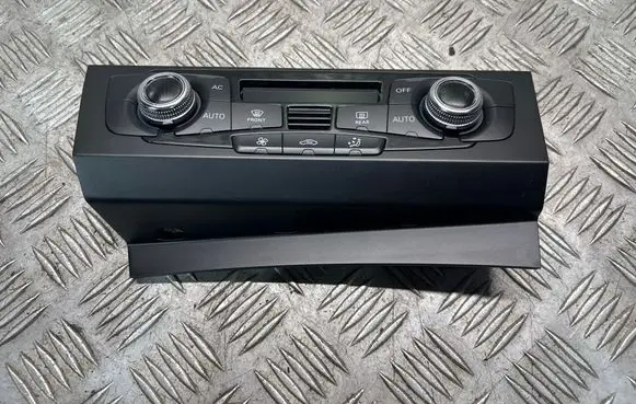 Audi A5 8T 8F Climate control unit 8K2820043S