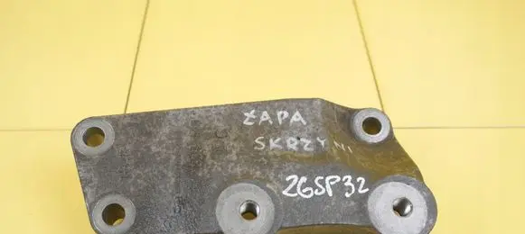 Opel Corsa E Gearbox mounting bracket 13381848 B10XFT