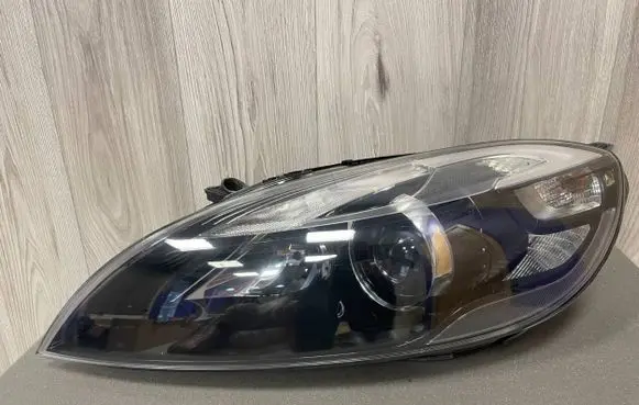 Volvo V40 Headlight/headlamp 31283332 000000006275087 7226100000
