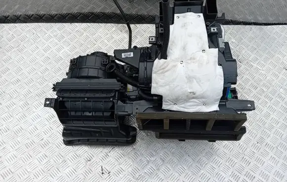 KIA Ceed Interior heater climate box assembly 97282-A5000