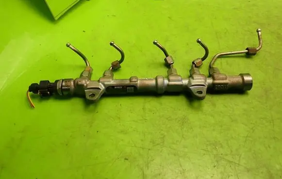 Peugeot Bipper Fuel main line pipe 