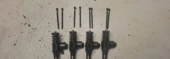 Fuel injectors set
