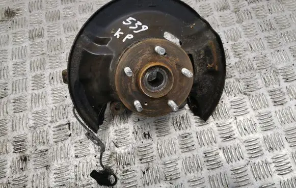 Honda CR-V Front wheel hub
