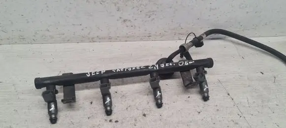 Jeep Cherokee Fuel injectors set 53013656AA